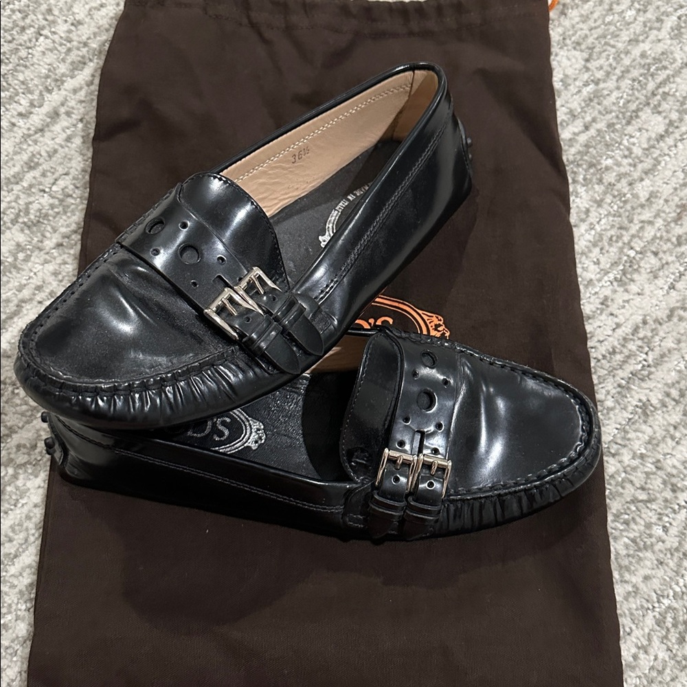 TOD’s Gommini marte forature Leather Driving Loafer sz 6.5